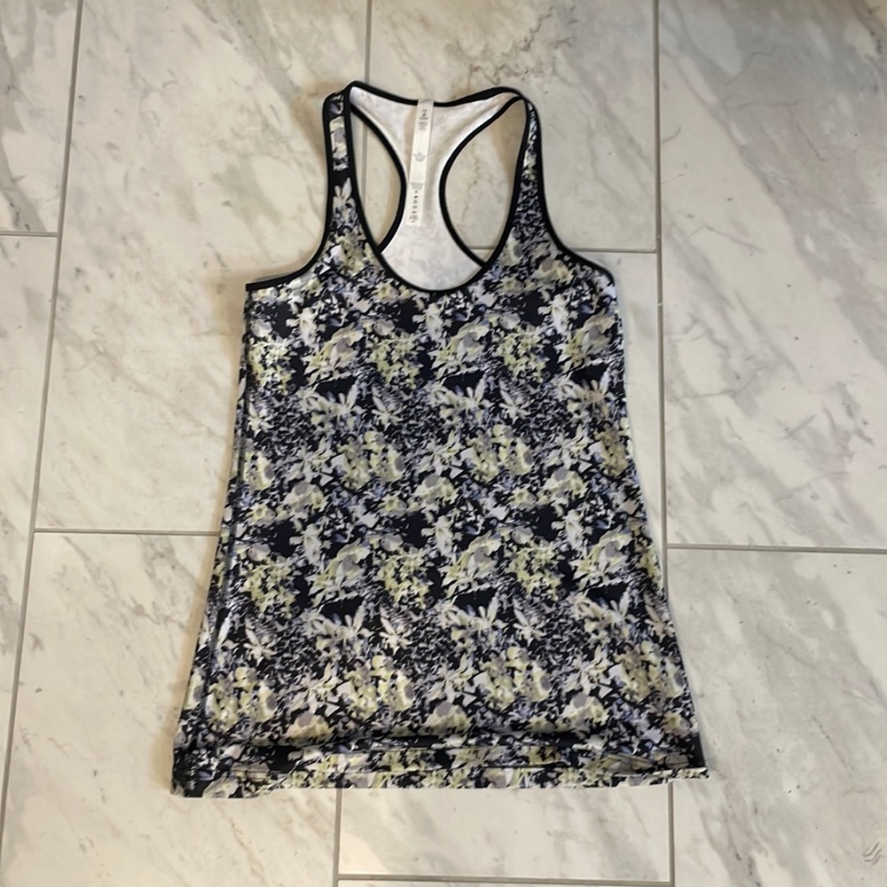 Lululemon Cool Racerback Size 10
